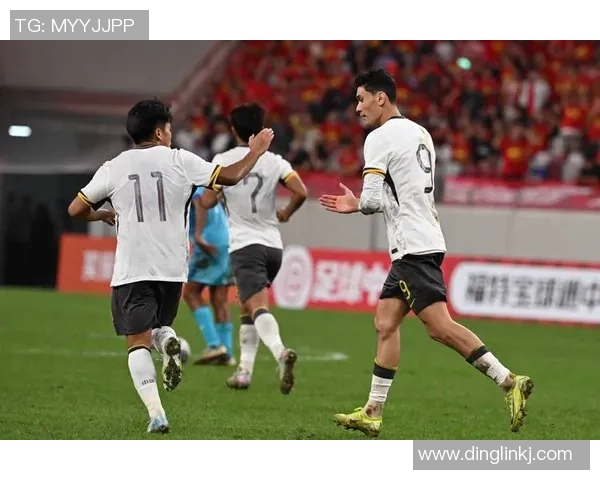 上海足球队实力强劲荣登足球个人能力排行榜第三名