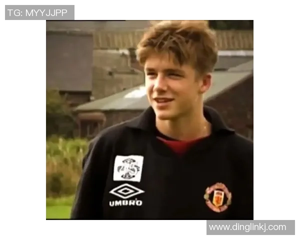 帅气男足球明星头像展示青春活力与运动魅力的完美结合