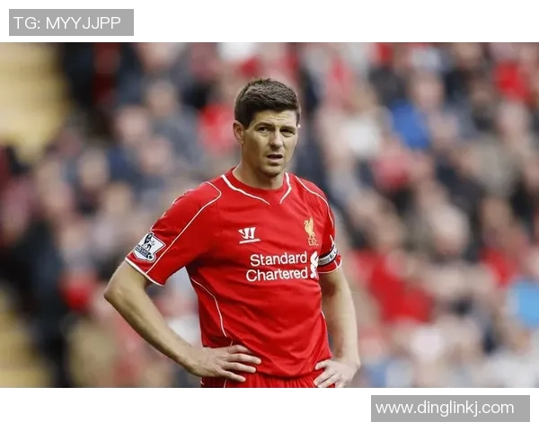 足球明星如何在镜头前展现自我魅力与运动风采的拍摄技巧与心得分享 足球明星如何在镜头前展现自我魅力与运动风采的拍摄技巧与心得分享