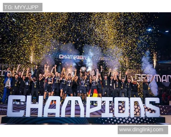 足球明星欢庆荣誉奖杯舞动激情展现无尽魅力与团队精神