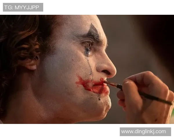 美国男篮与足球明星相遇的精彩瞬间视频引发热议与欢笑